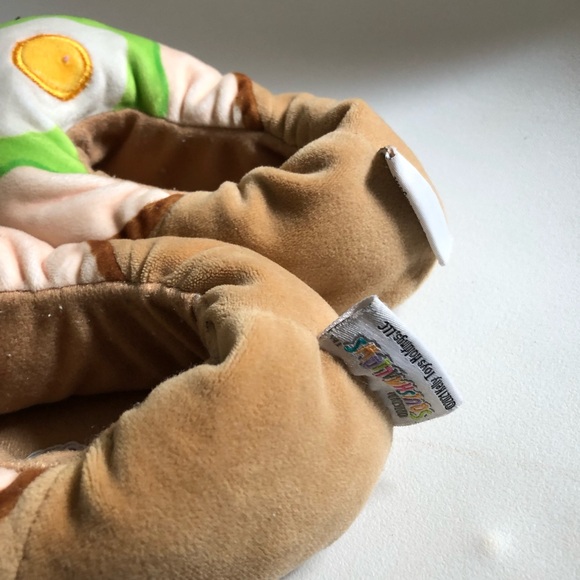 Squishmallow slippers - Picture 6 of 6